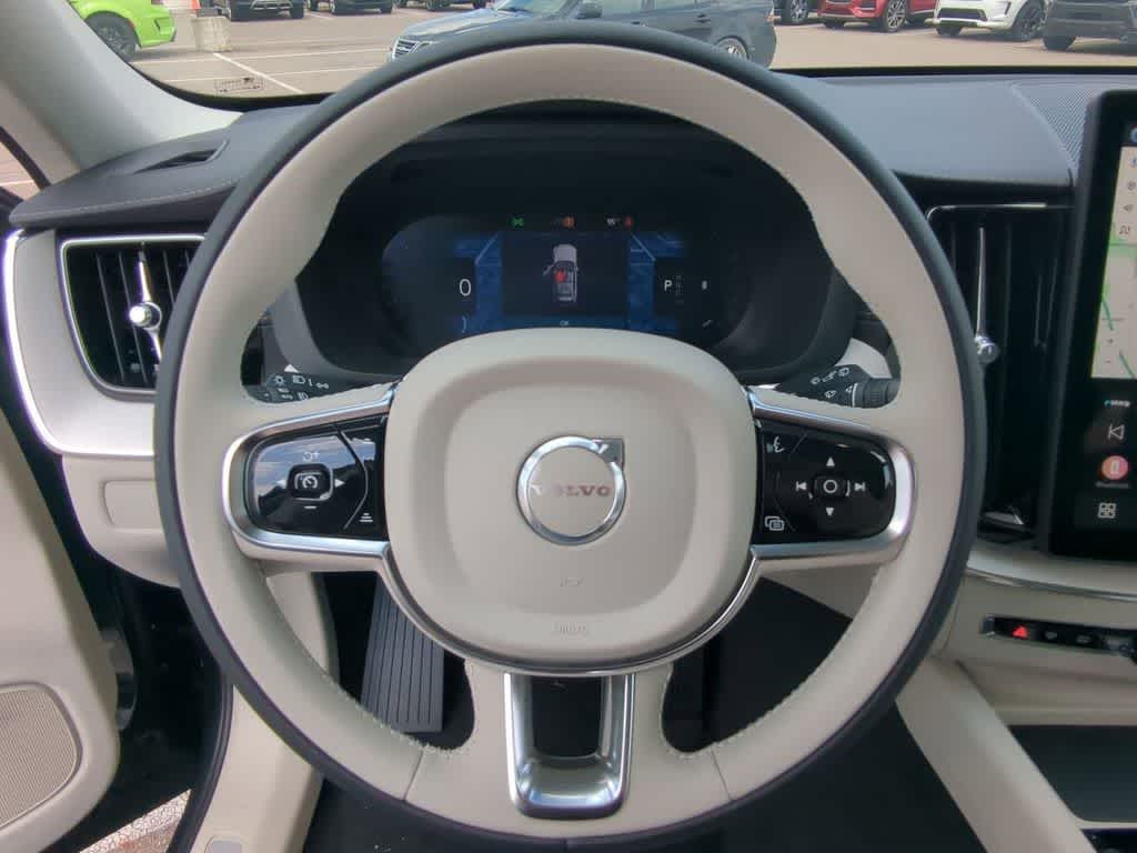 Thumbnail: 2026 Volvo XC60 - 21
