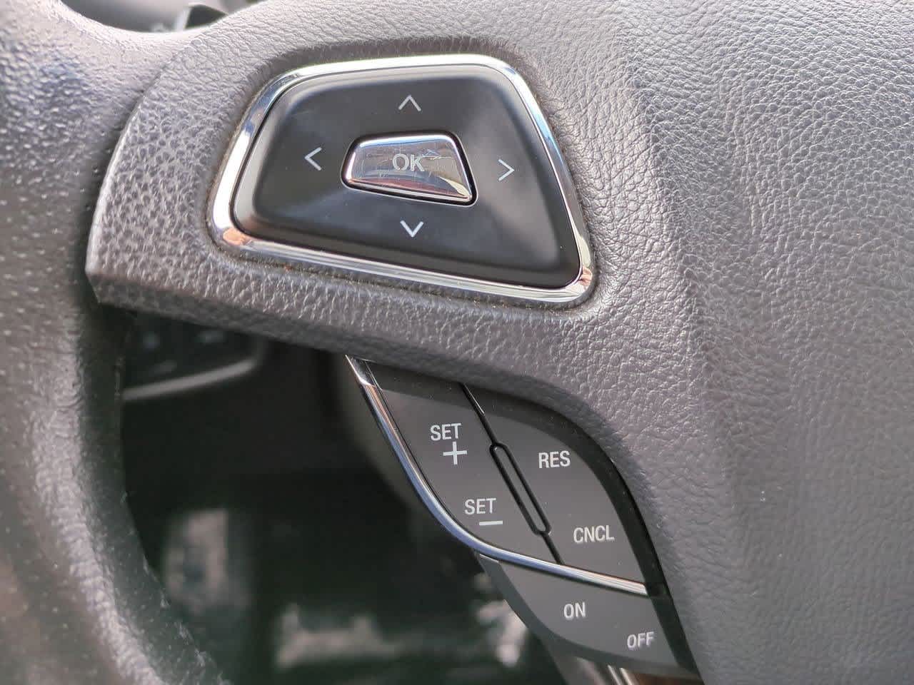 Thumbnail: 2013 Lincoln MKZ - 24