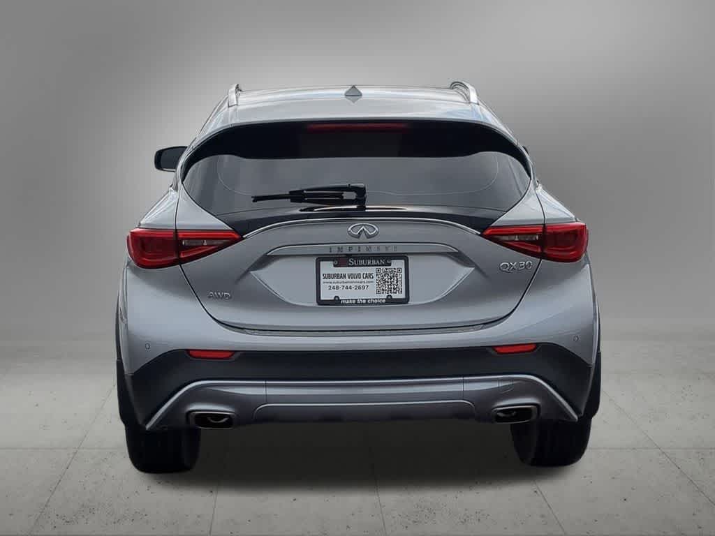 Thumbnail: 2018 INFINITI QX30 - 5