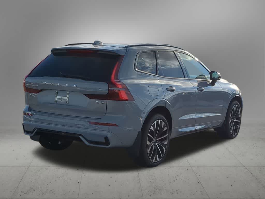 Thumbnail: 2026 Volvo XC60 - 6