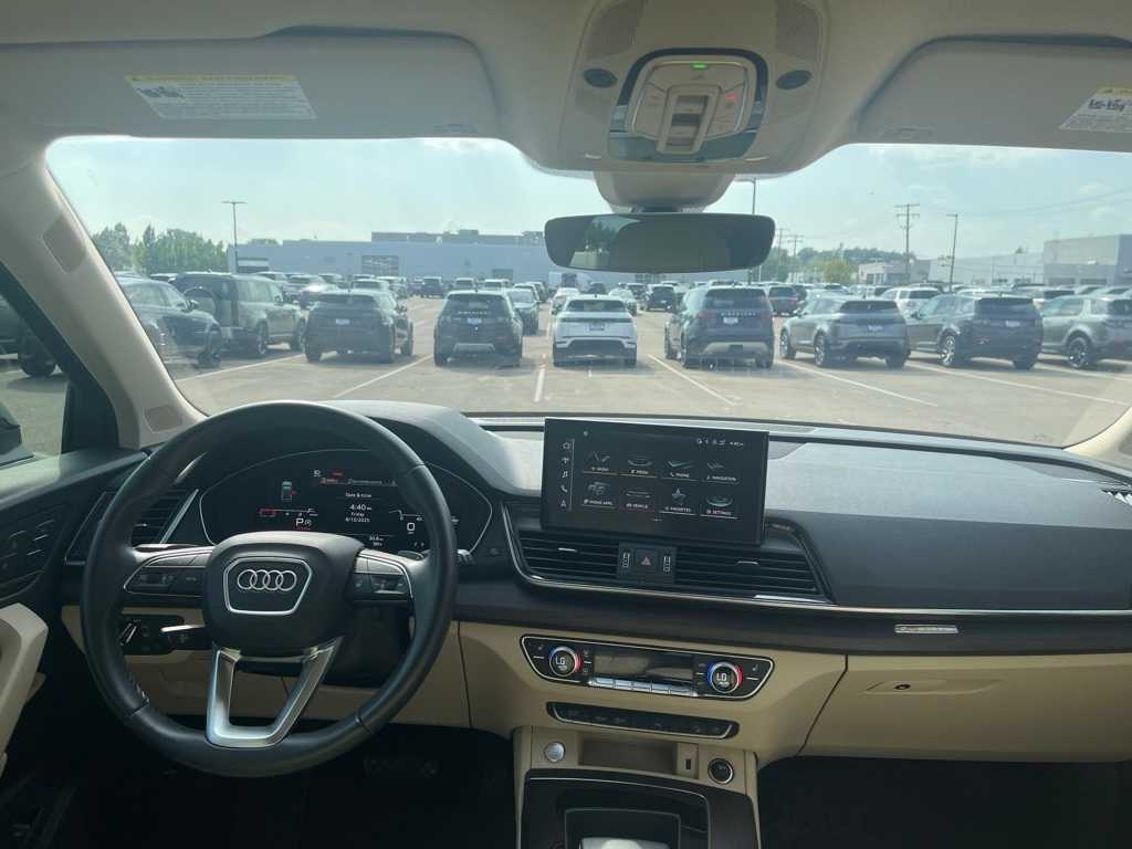Thumbnail: 2022 Audi Q5 - 13