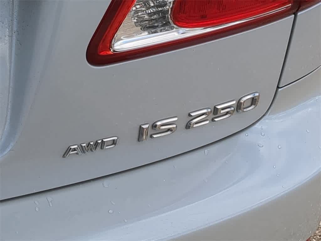 Thumbnail: 2010 Lexus IS - 12