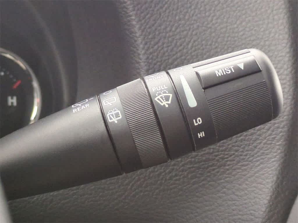 Thumbnail: 2017 Jeep Wrangler - 24