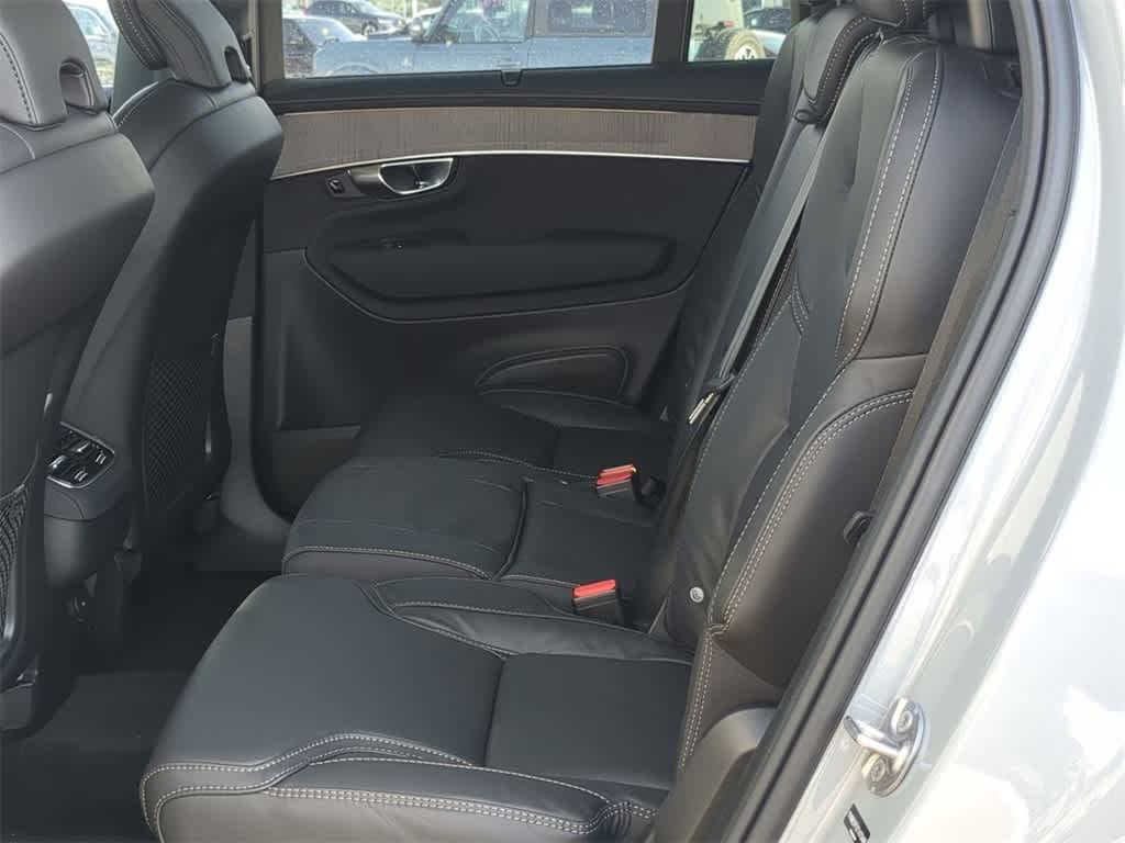 Thumbnail: 2026 Volvo XC90 - 18