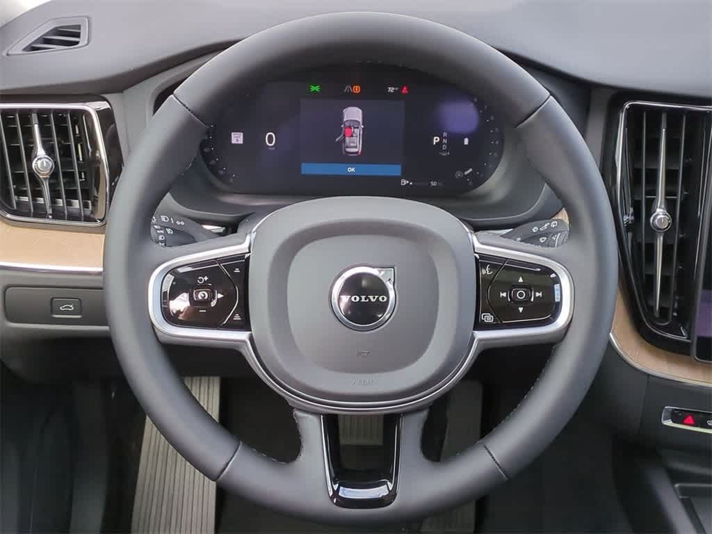 Thumbnail: 2026 Volvo XC60 - 23