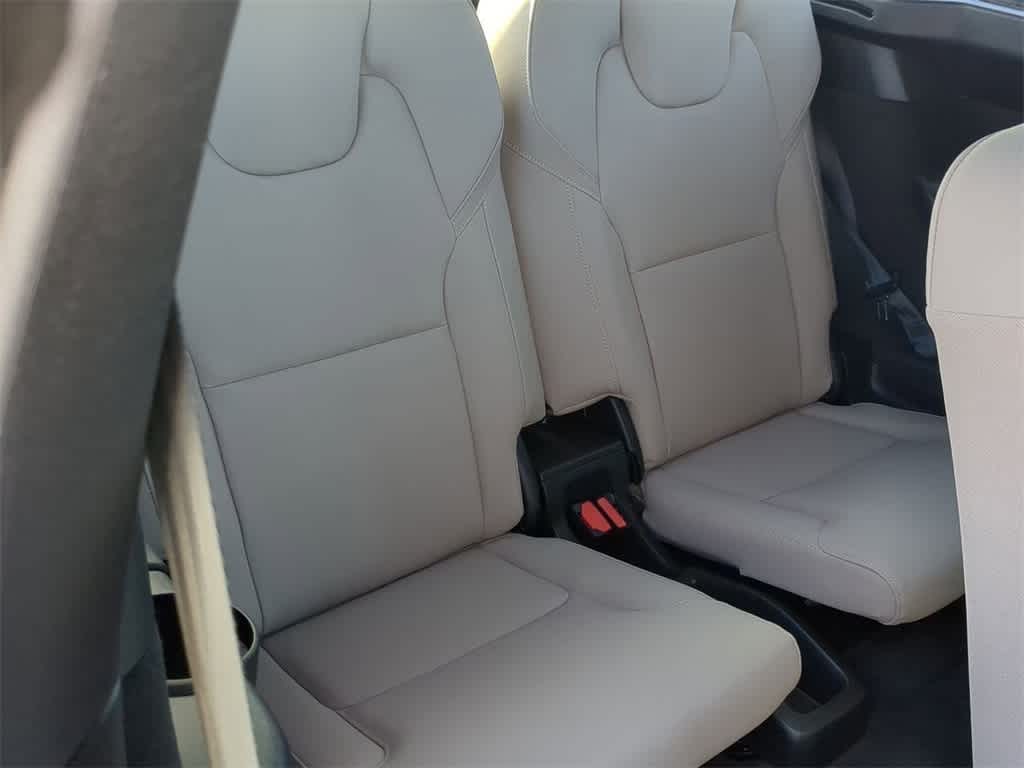 Thumbnail: 2026 Volvo XC90 - 21