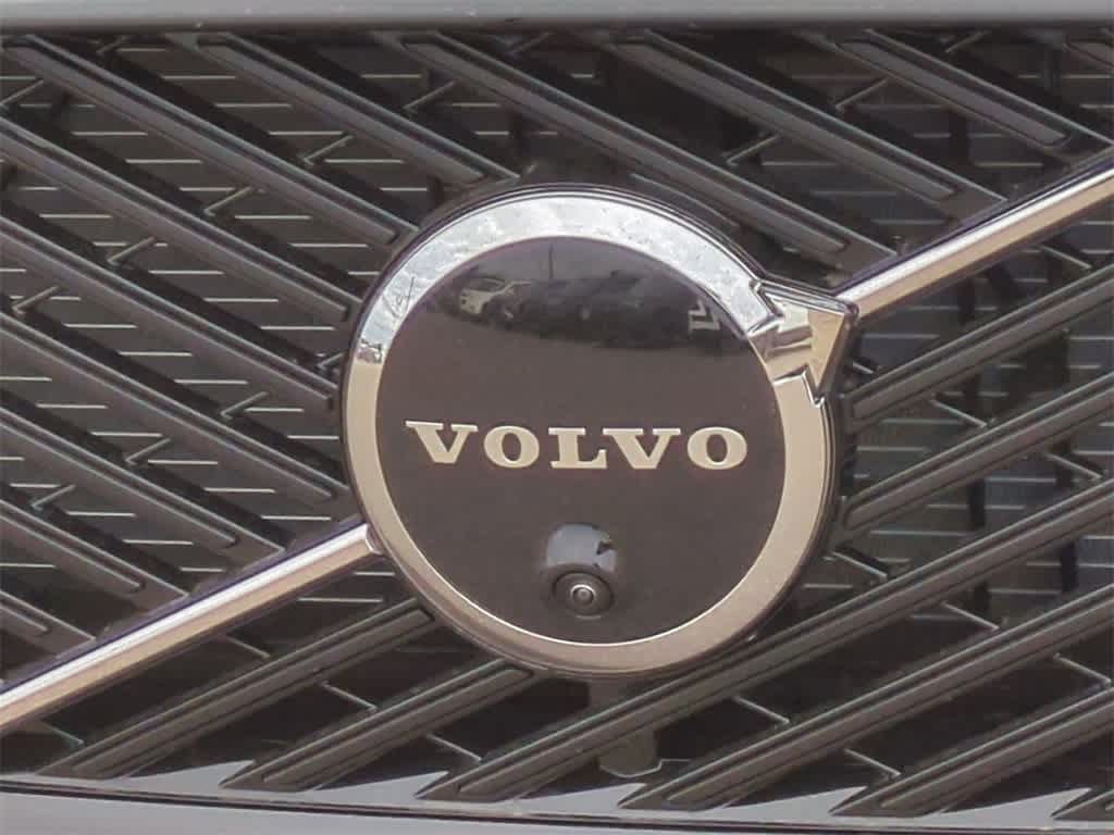 Thumbnail: 2026 Volvo XC60 - 11