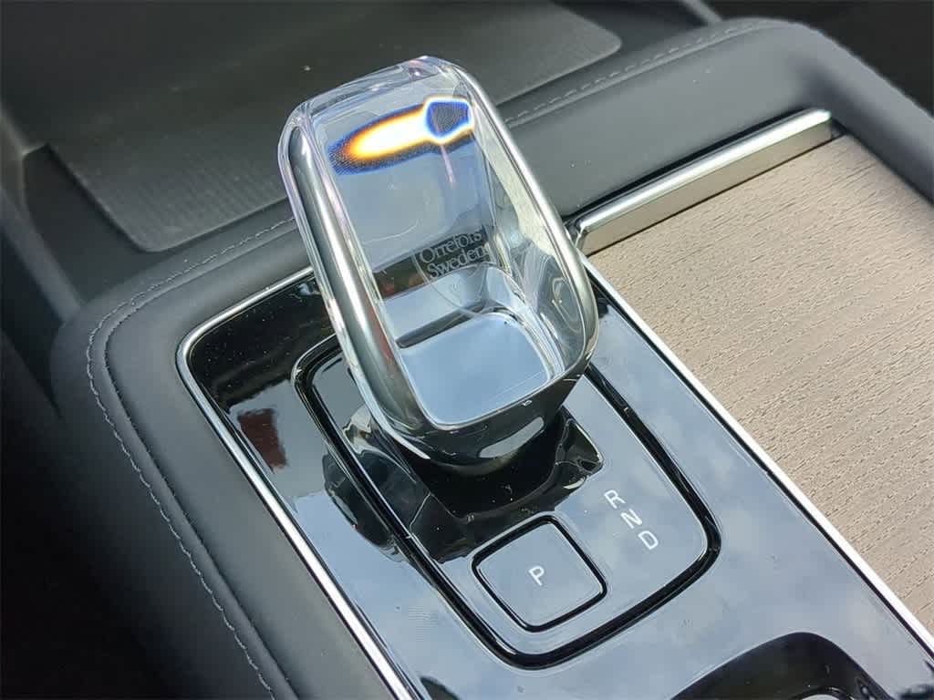 Thumbnail: 2026 Volvo XC90 - 32