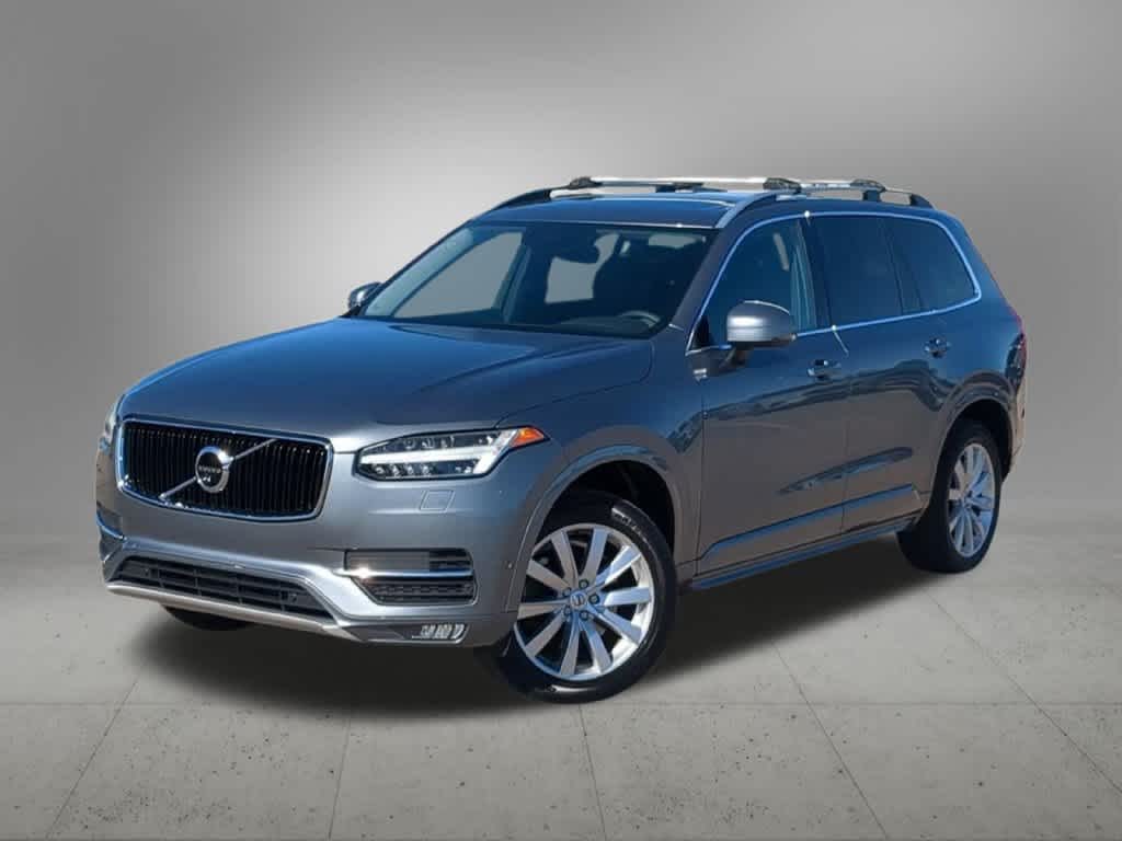 2016 Volvo XC90 Momentum
