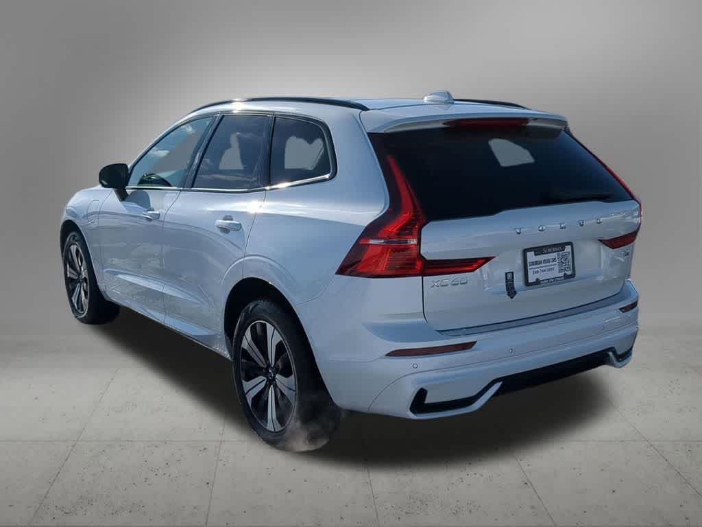 Thumbnail: 2025 Volvo XC60 - 4