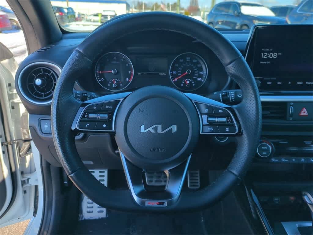 Thumbnail: 2024 Kia Forte - 15