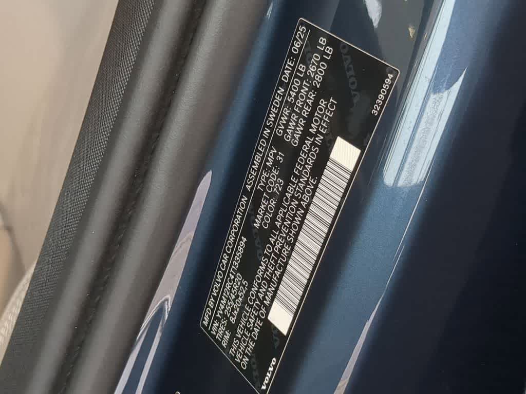 Thumbnail: 2026 Volvo XC60 - 25