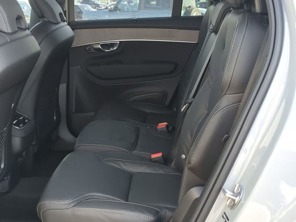 Thumbnail: 2026 Volvo XC90 - 18