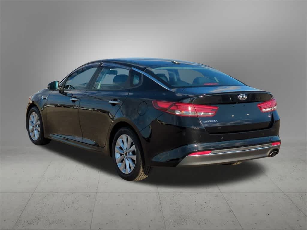 Thumbnail: 2018 Kia Optima - 4