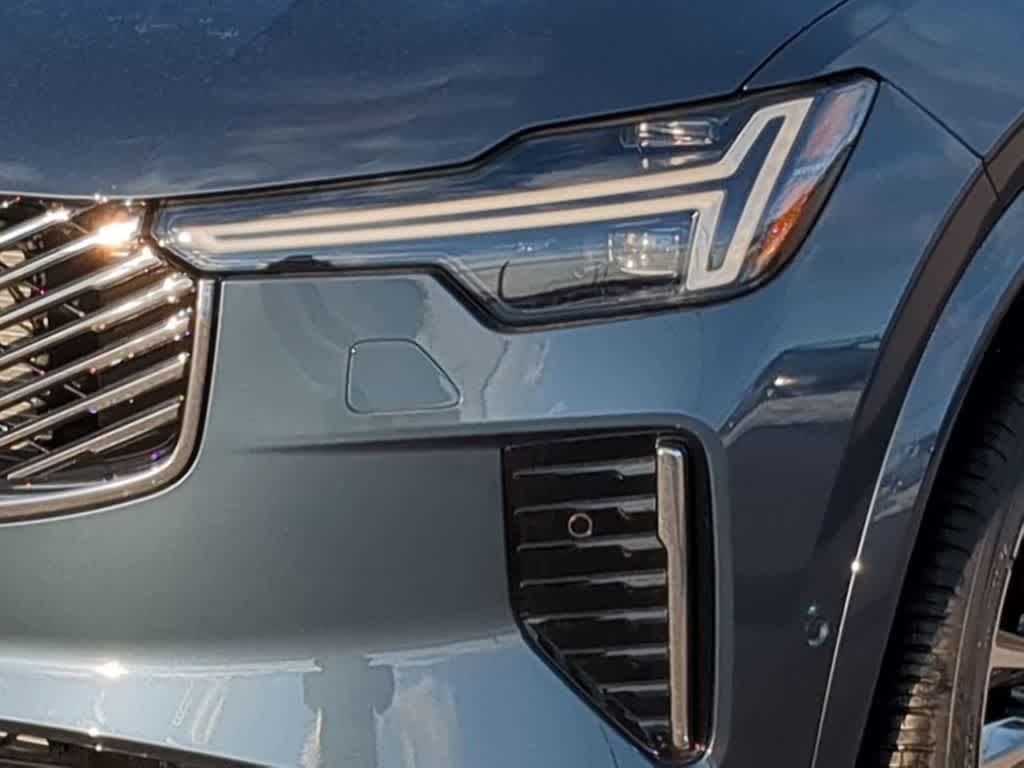 Thumbnail: 2026 Volvo XC90 - 10