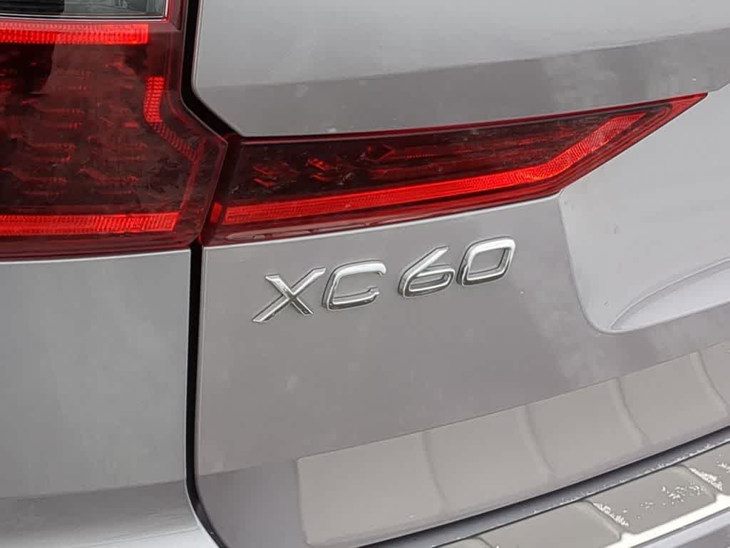 Thumbnail: 2026 Volvo XC60 - 12