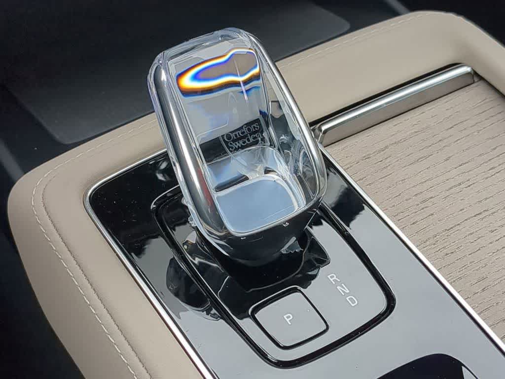 Thumbnail: 2026 Volvo XC90 - 32