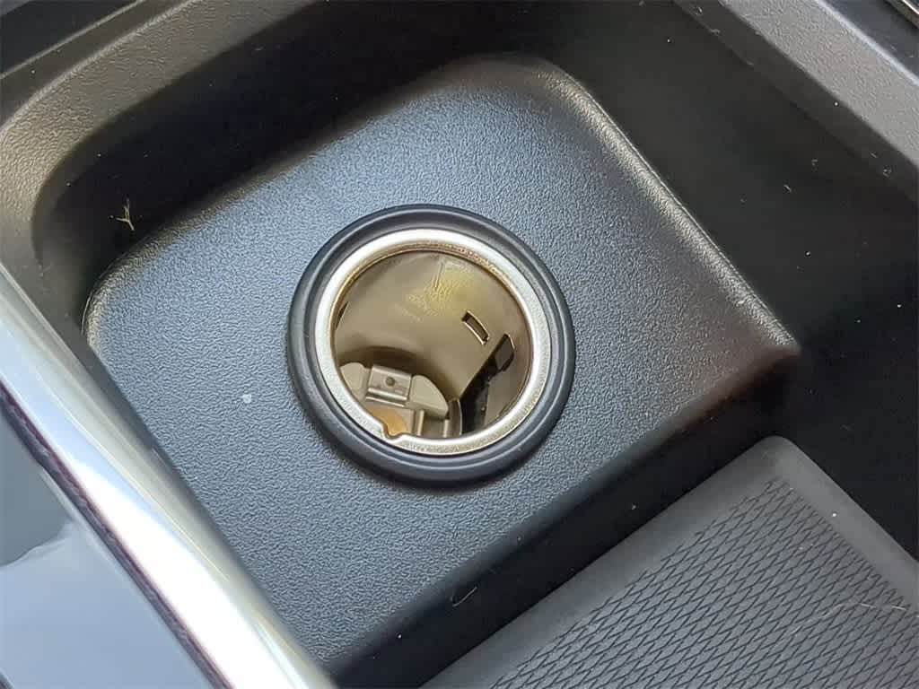 Thumbnail: 2026 Volvo XC60 - 30