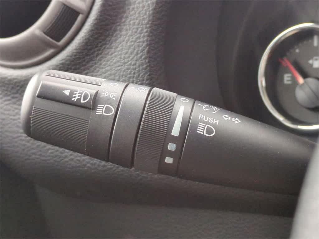 Thumbnail: 2017 Jeep Wrangler - 25