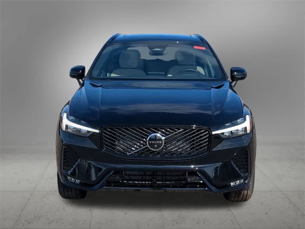 Thumbnail: 2026 Volvo XC60 - 9