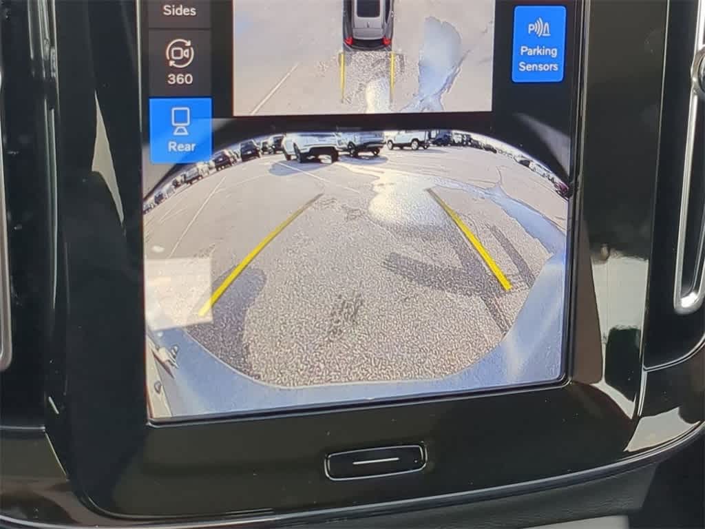 Thumbnail: 2026 Volvo XC40 - 28