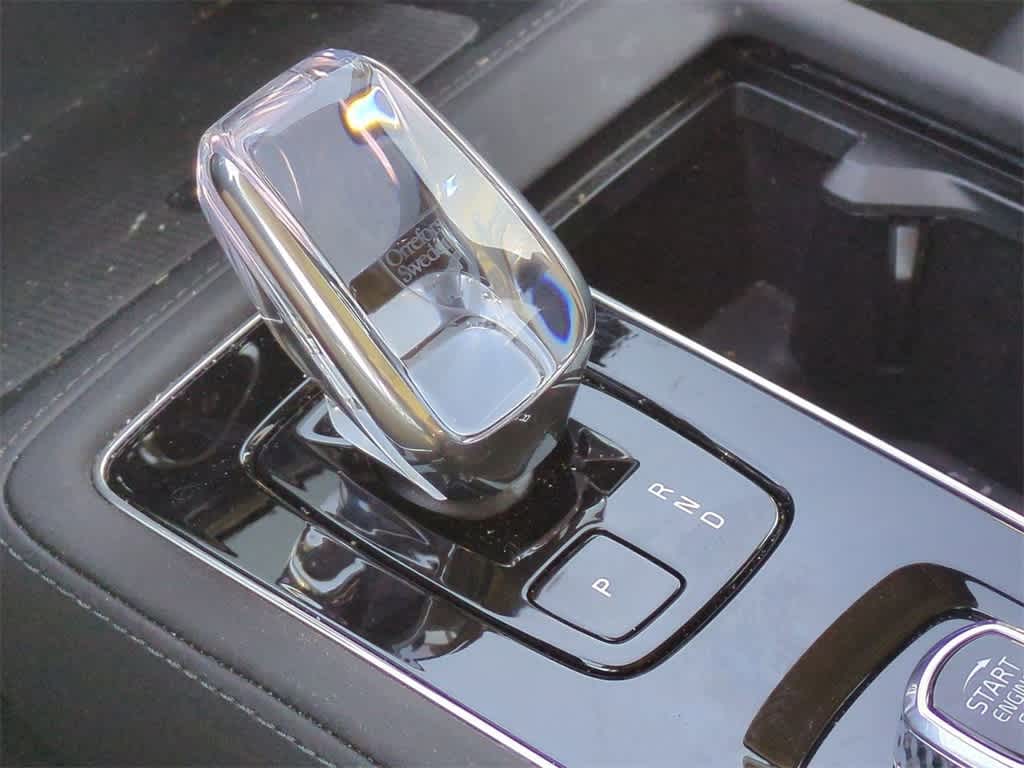 Thumbnail: 2025 Volvo XC90 - 32