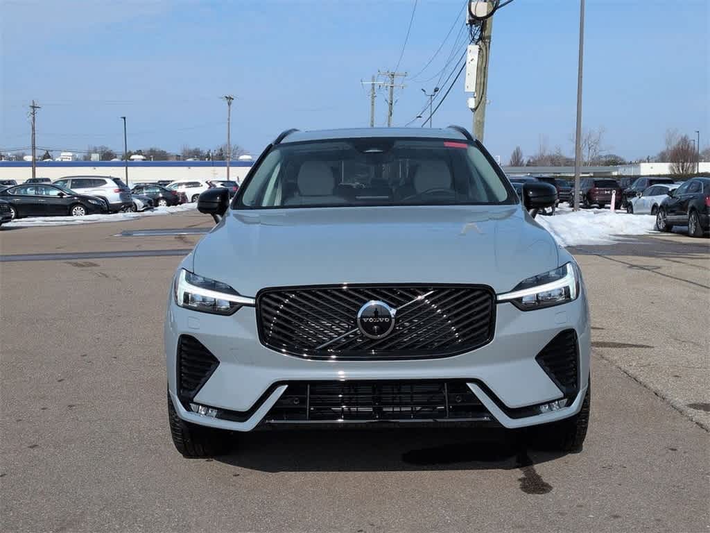 Thumbnail: 2026 Volvo XC60 - 9