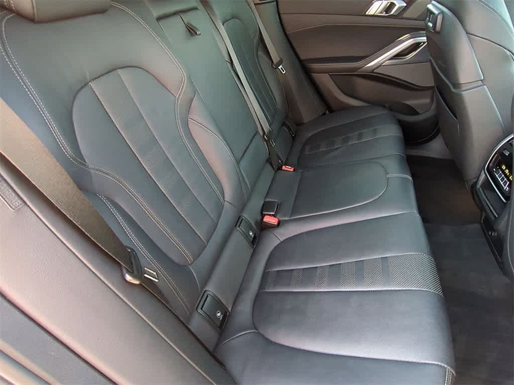 Thumbnail: 2021 BMW X6 - 21