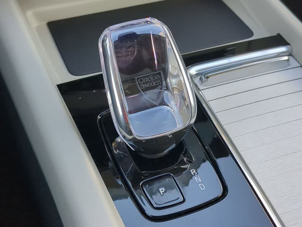 Thumbnail: 2026 Volvo XC60 - 31