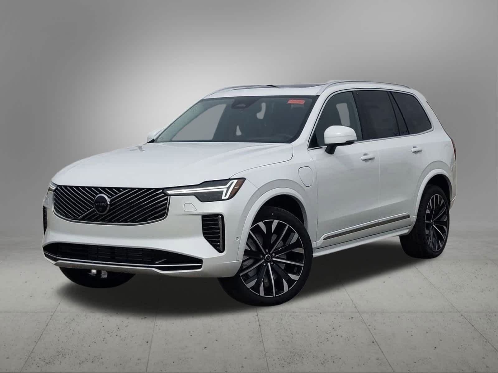 2025 Volvo XC90 Ultra's photo