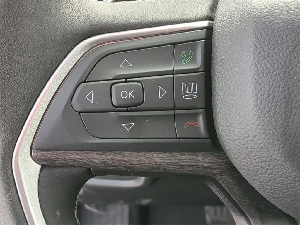 Thumbnail: 2024 Jeep Grand Cherokee - 22