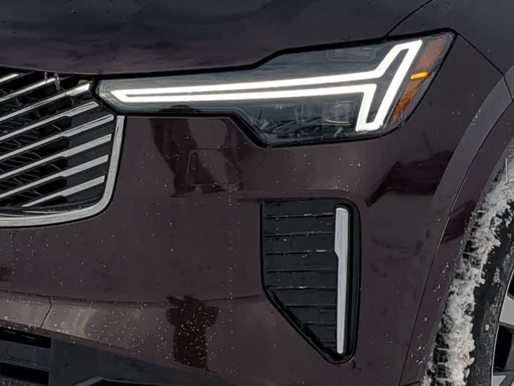 Thumbnail: 2026 Volvo XC90 - 10