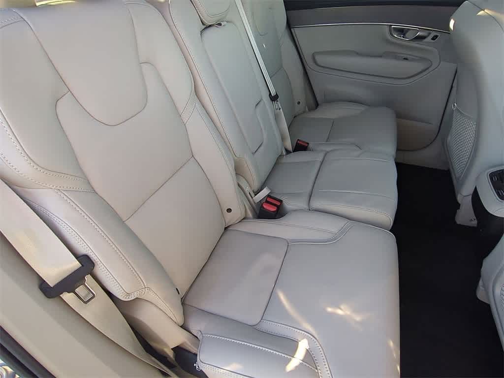 Thumbnail: 2026 Volvo XC90 - 19