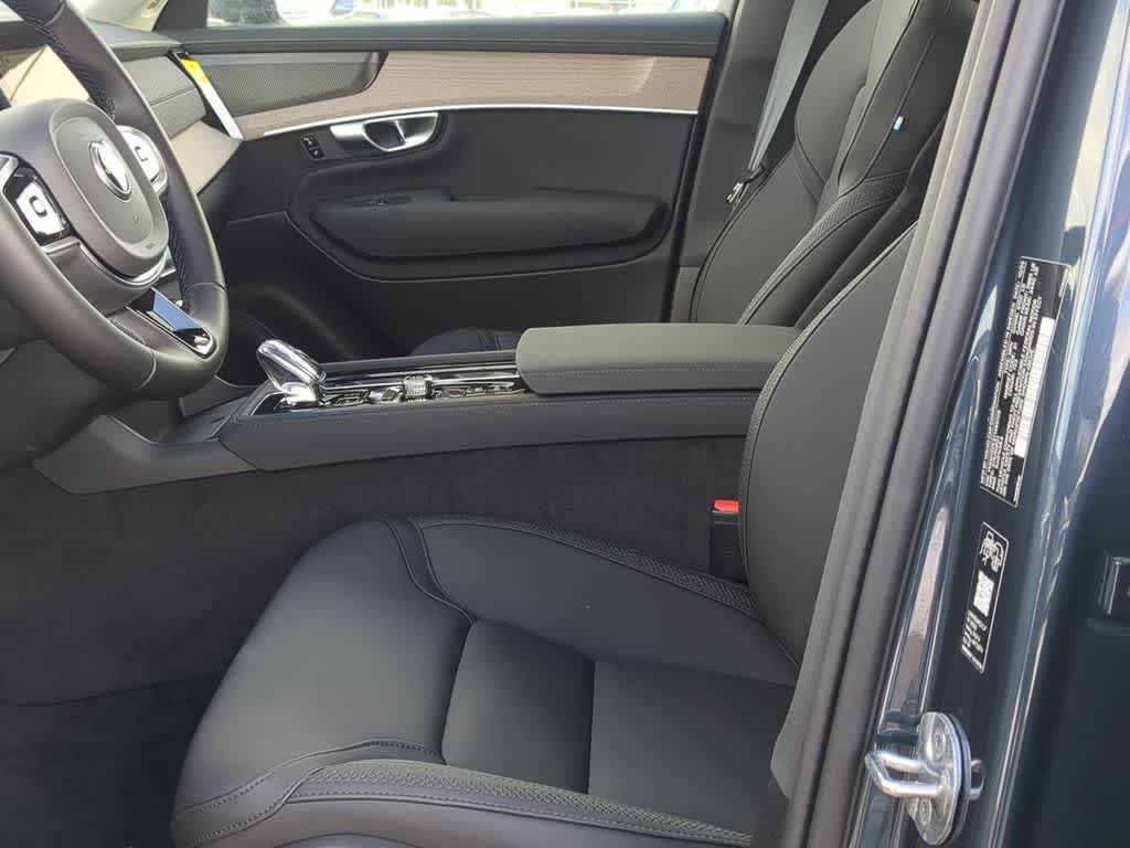 Thumbnail: 2026 Volvo XC90 - 15