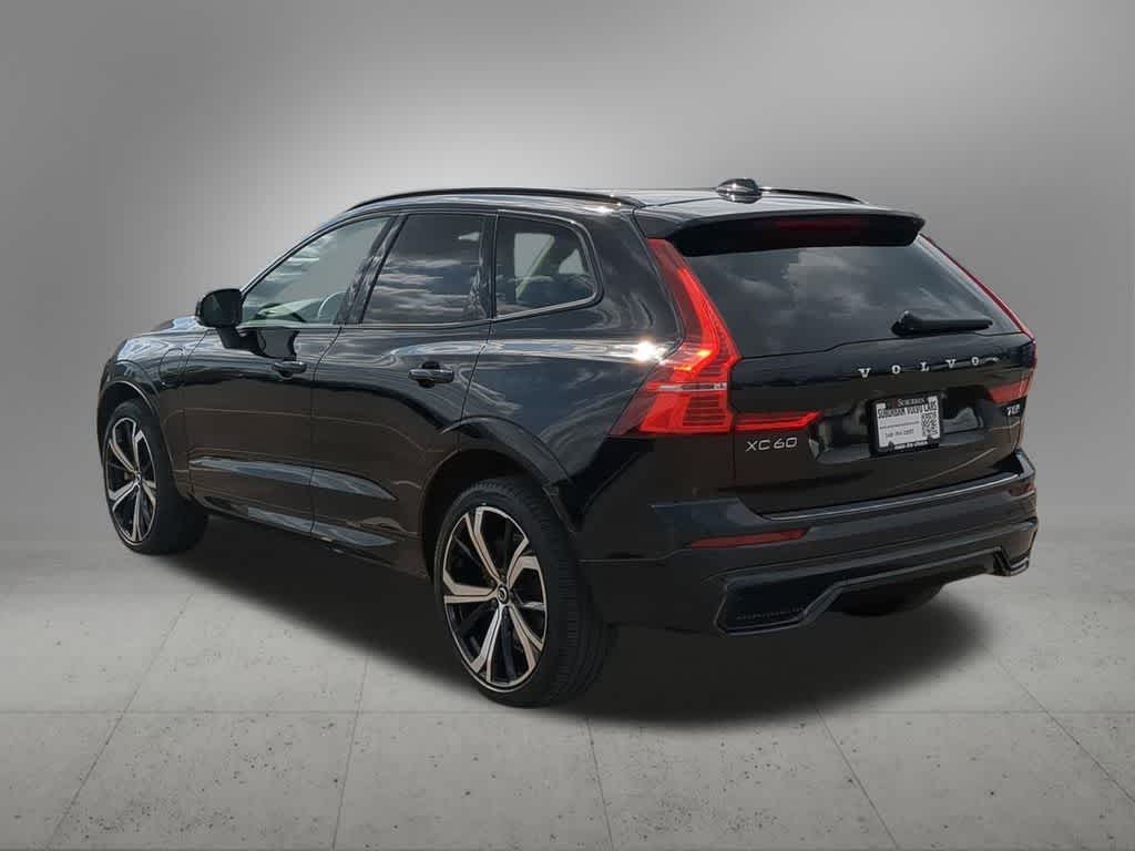 Thumbnail: 2025 Volvo XC60 - 4