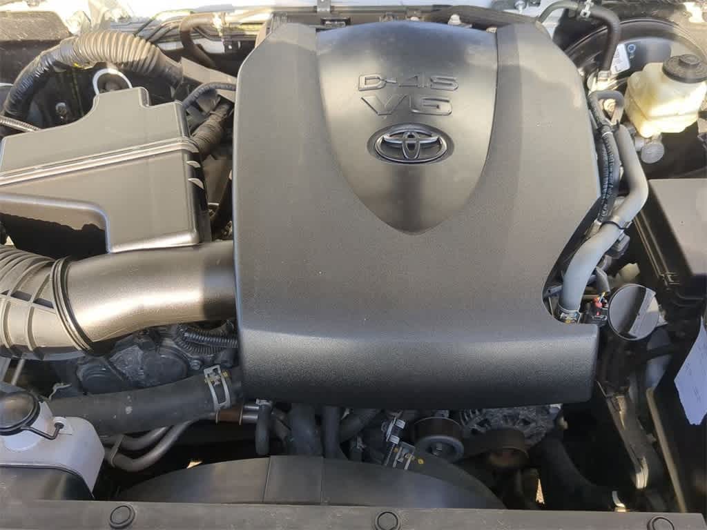 Thumbnail: 2019 Toyota Tacoma - 14