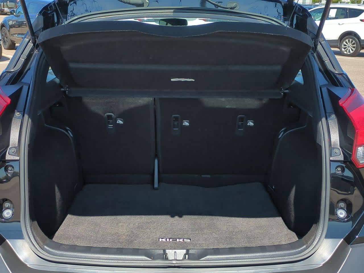 Thumbnail: 2019 Nissan Kicks - 30