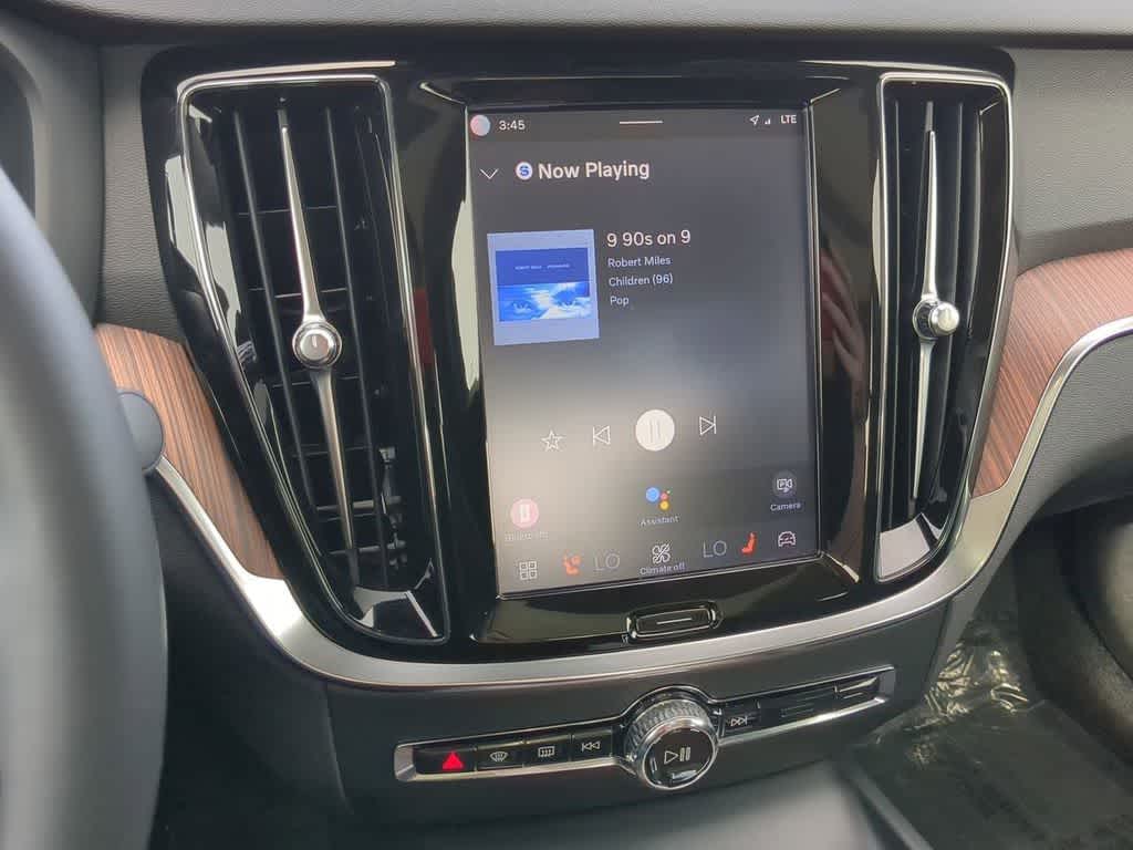 Thumbnail: 2023 Volvo S60 - 26