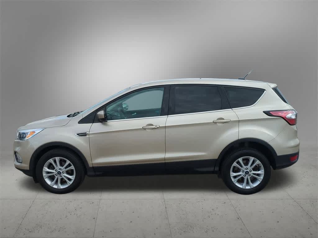 Thumbnail: 2017 Ford Escape - 3