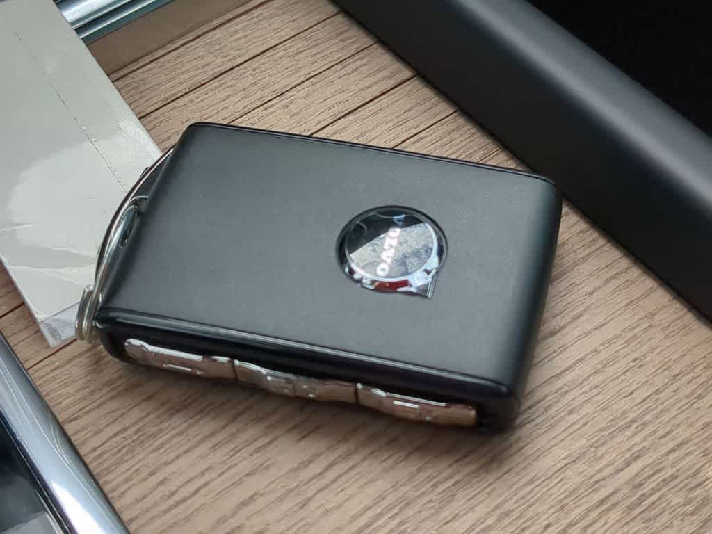 Thumbnail: 2026 Volvo XC60 - 34