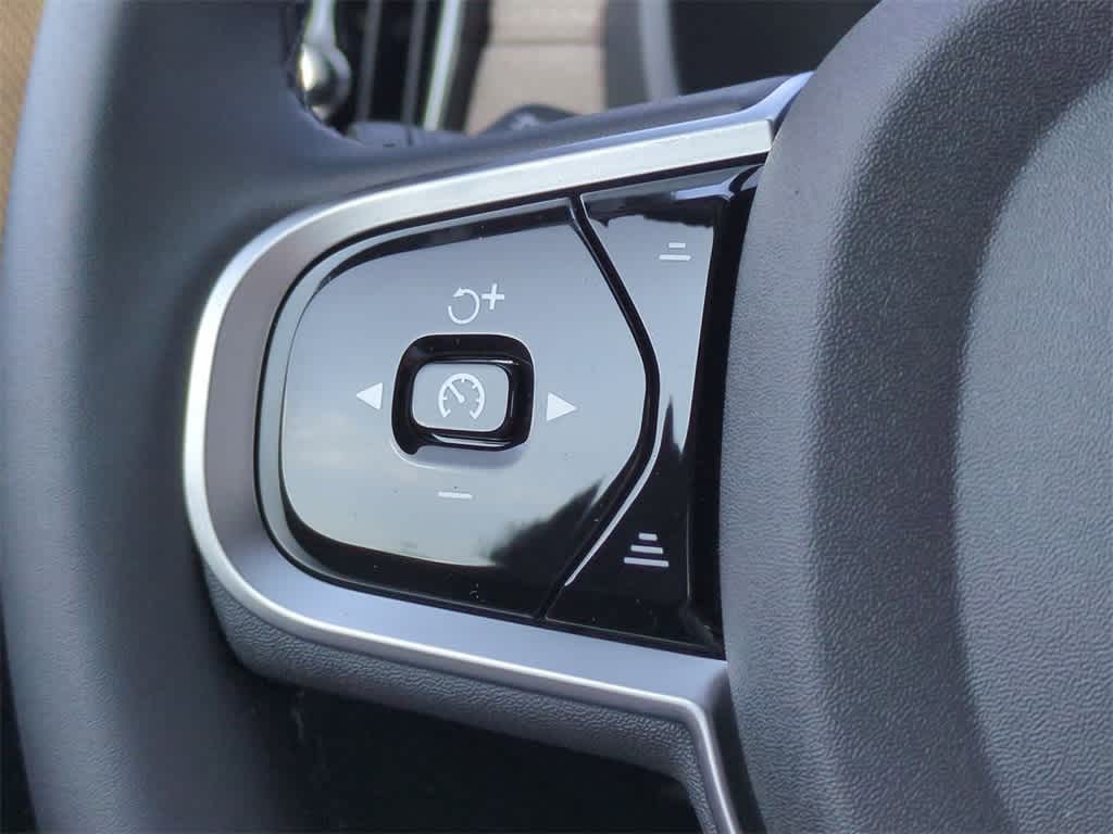 Thumbnail: 2026 Volvo XC90 - 23