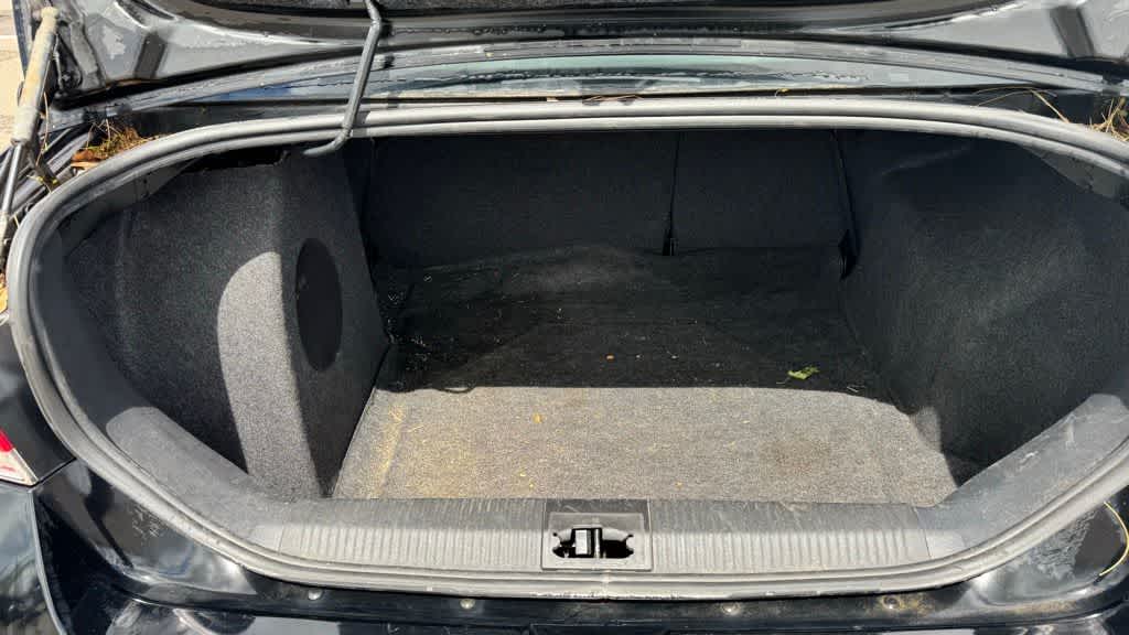 Thumbnail: 2010 Ford Focus - 12
