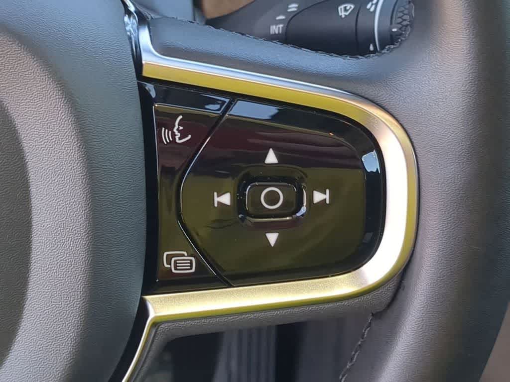 Thumbnail: 2024 Volvo XC90 - 22