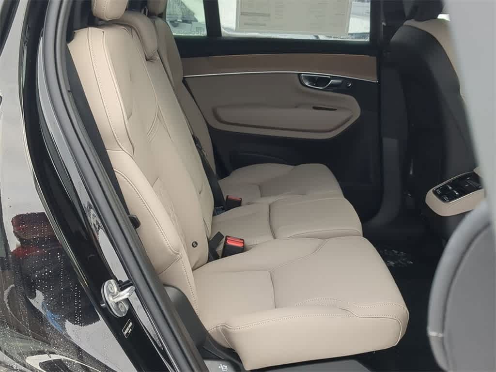 Thumbnail: 2026 Volvo XC90 - 19