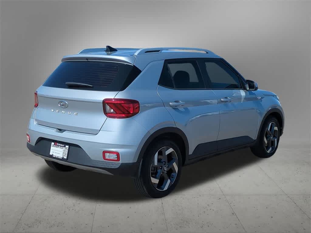 Thumbnail: 2021 Hyundai Venue - 6