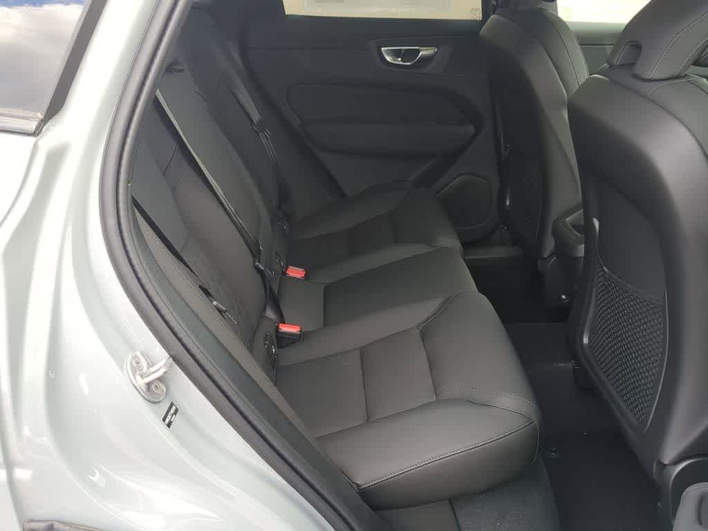 Thumbnail: 2026 Volvo XC60 - 19
