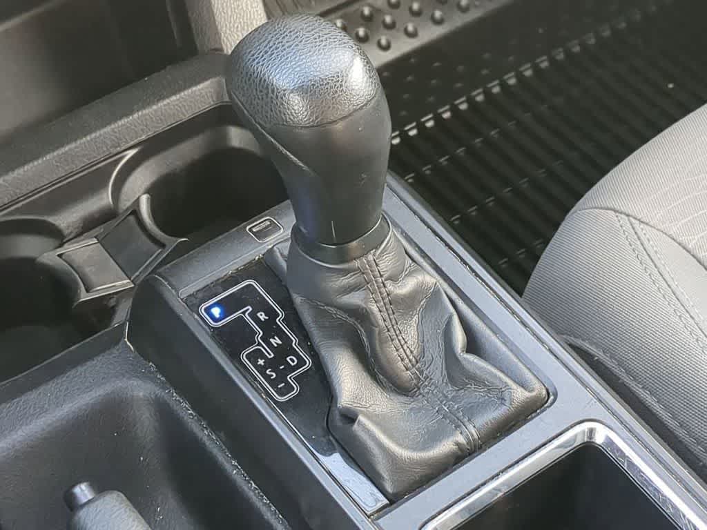 Thumbnail: 2019 Toyota Tacoma - 30