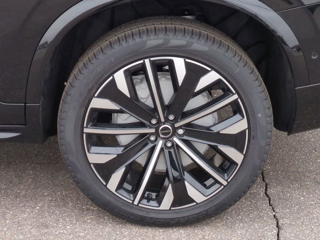 Thumbnail: 2026 Volvo XC90 - 12