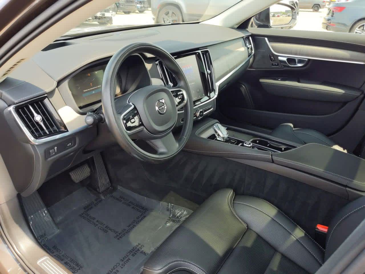 Used 2022 Volvo S90 Inscription with VIN LVY062ML7NP265875 for sale in Troy, MI