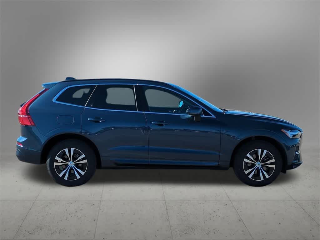 Thumbnail: 2023 Volvo XC60 - 7